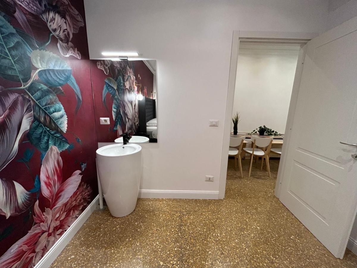 Raffaello'S Place Rom Exteriör bild