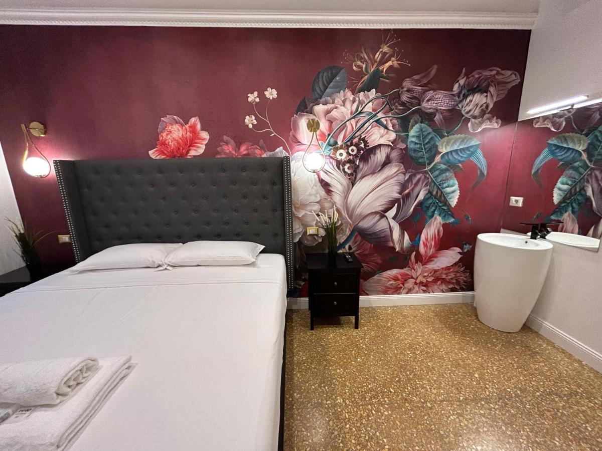 Raffaello'S Place Rom Exteriör bild